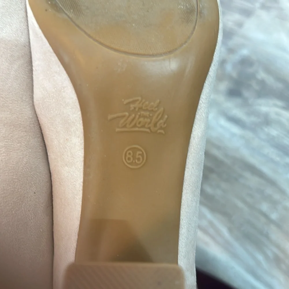 👠 3.5” blush block heels Sz 8.5 (like new, only worn once!)
